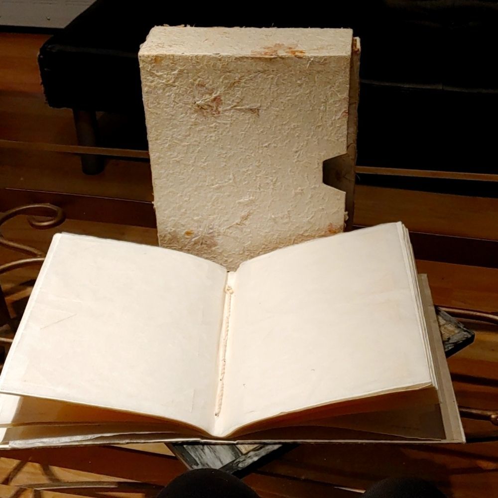 2 book photo album